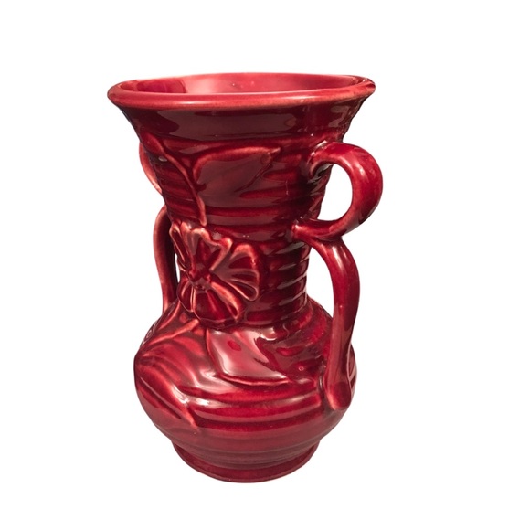 Shawnee Pottery USA Ribbed Daisy Flower Vase Cranberry Red Double Handle 7.5" - Picture 4 of 14